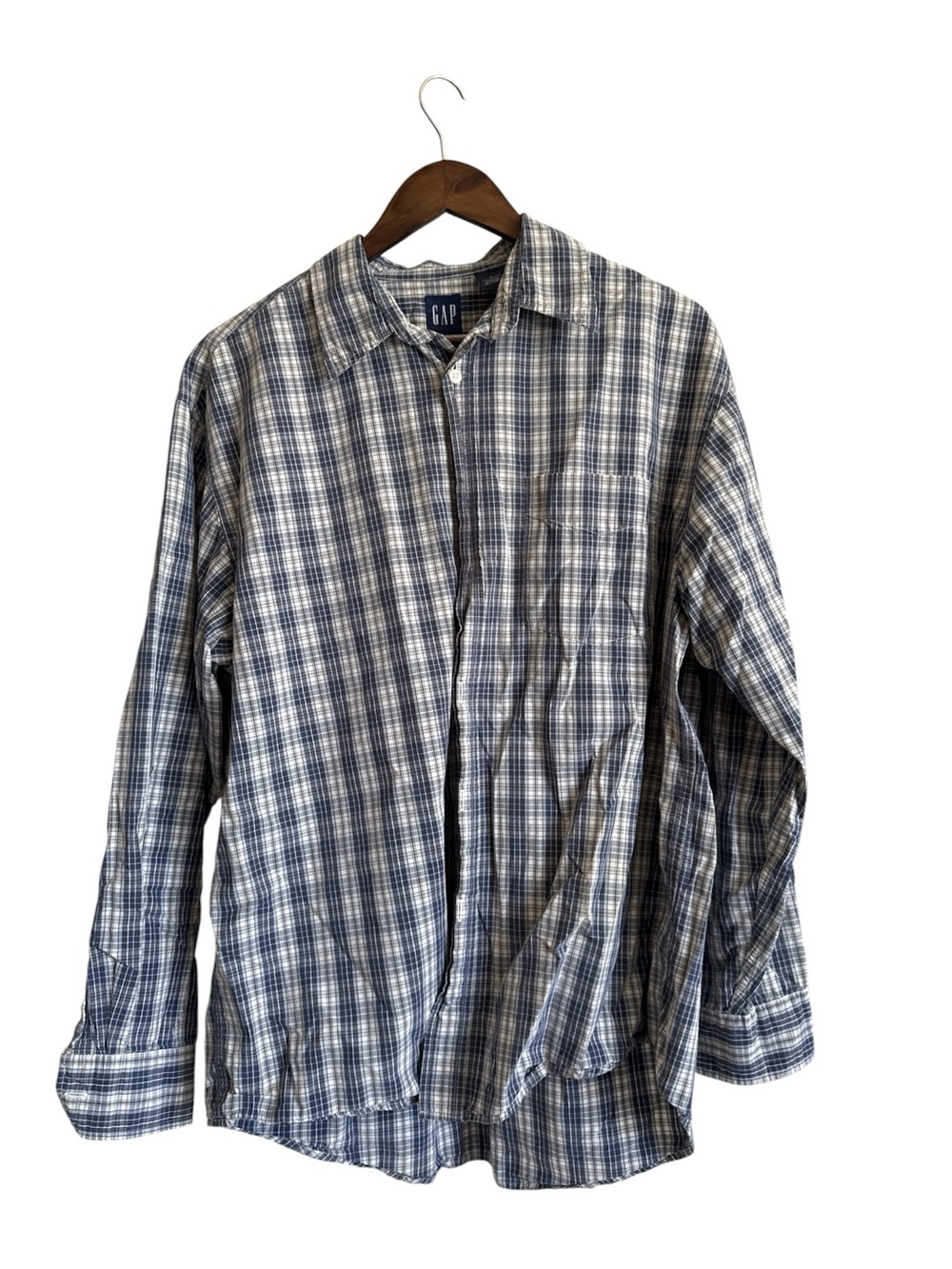 GAP Men's Navy and White Plaid Button-Down Shirt